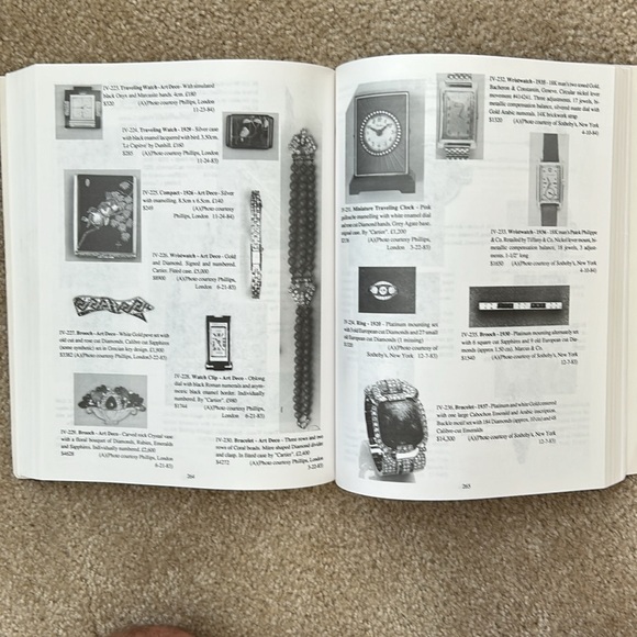 Old Jewelry 4th Edition w/Answers to Questions about antique jewelry 1840 - 1950 - Picture 7 of 9